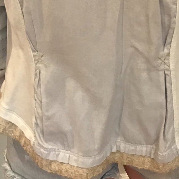 Ladies buttoned blouse/jacket - Picture 10 of 13